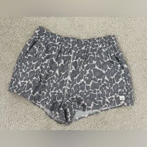 Vuori Dash Short, Womens Performance Shorts, Opal Grey White Vuori Short.  Large